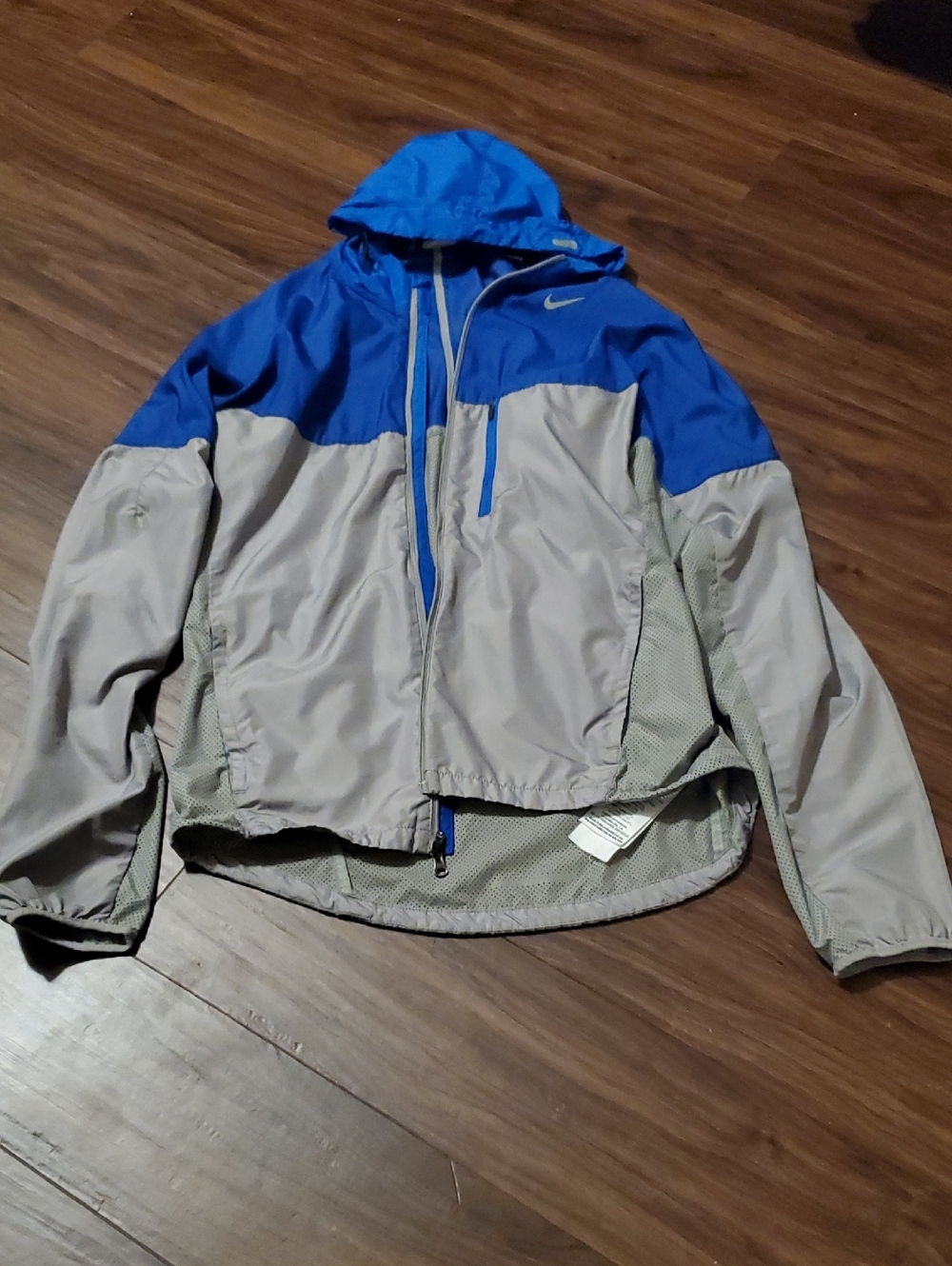 Nike Men’s Blue and Gray Hooded Reflective Windbreaker Jacket With Pockets